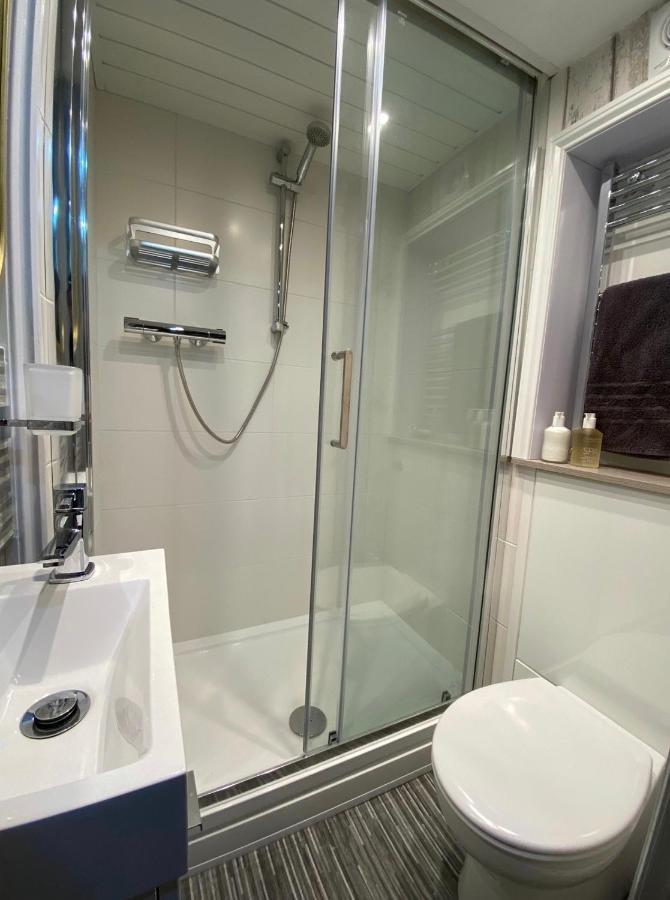 Ourstudio Beverley Exteriör bild